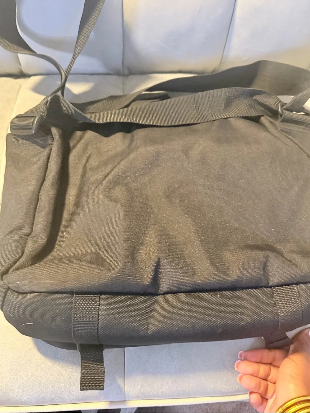 Carhartt sturdy messenger